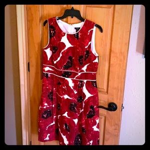 Ann Taylor Sz 8 sleeveless dress